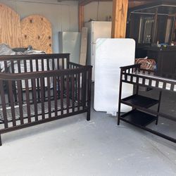 Crib, Bed And Changing Table 