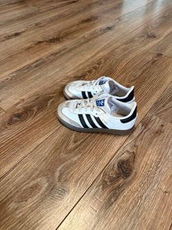 Toddler Adidas Sambas Size 8C