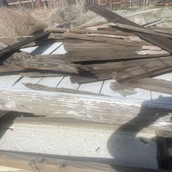 Wood Fencing With Insulation Free Free Free