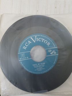 Old 45's, 78's and 33 1/3 records