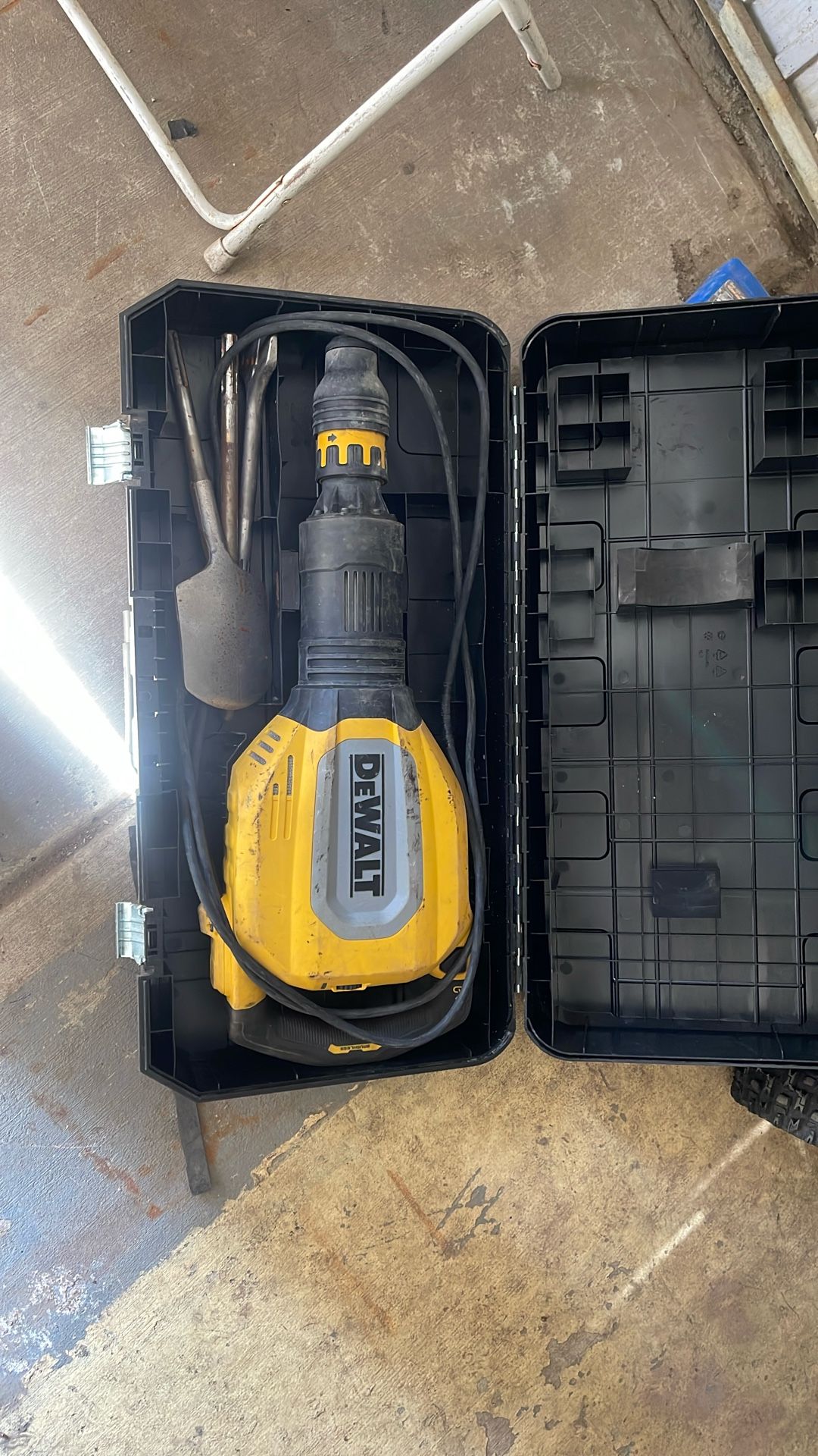 Dewalt Hammer 