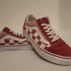 VANS Old Skool Chili Pepper Men 6.0/ Women 7.5. Red/White Sneakers