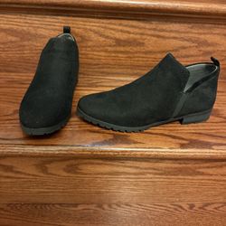 Dr. Scholls Faux Suede Women’s Booties 