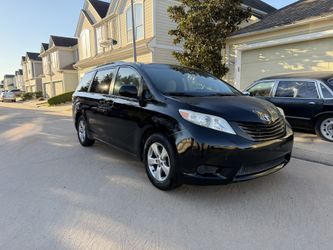 2013 Toyota Sienna