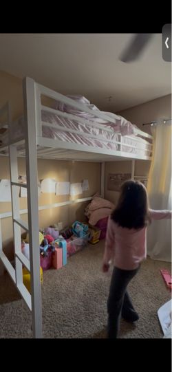 Twin bed