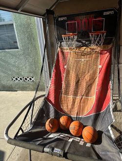 Mini basketball hoop