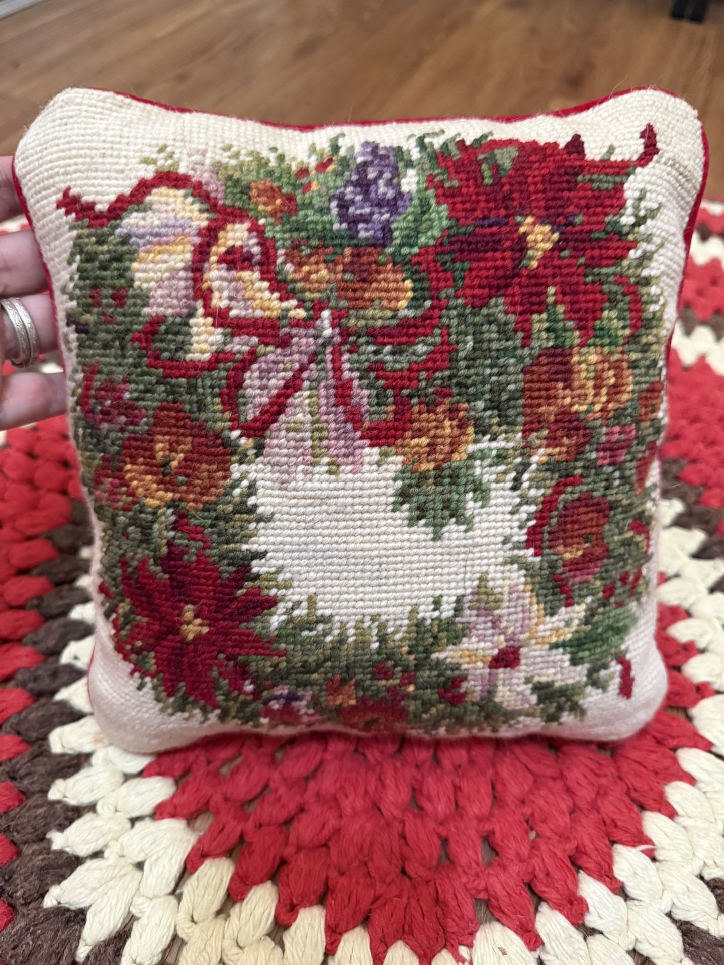 Vintage Cottage Country Christmas Wreath Needlepoint Pillow