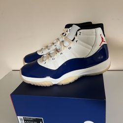 Air Jordan 11 Retro Rare Air size 11.5
