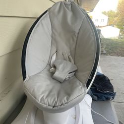 4 Moms Baby Swing