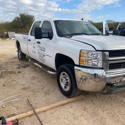 Chevy Silverado 2500 HD PARTS