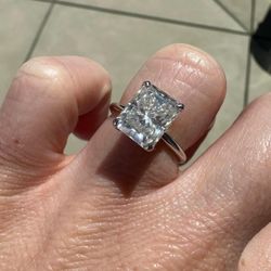 10x8 Mm Super Premium Moissanite Engagement Ring 