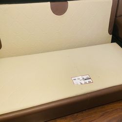 America Leather High End Sofa Sleeper Still New Over $3800