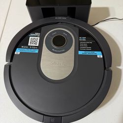 Shark AI Robot Vacuum 