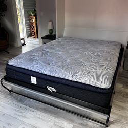 Queen Serta Sleeper Mattress (2023)