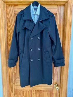 Black Men’s Raincoat size M