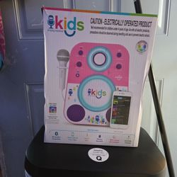Kids Singing Machine 