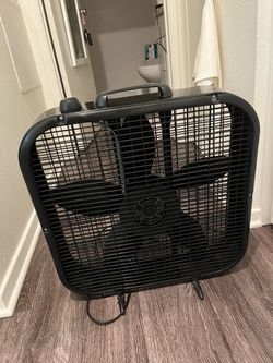 Black Box Fan with Carry Handle