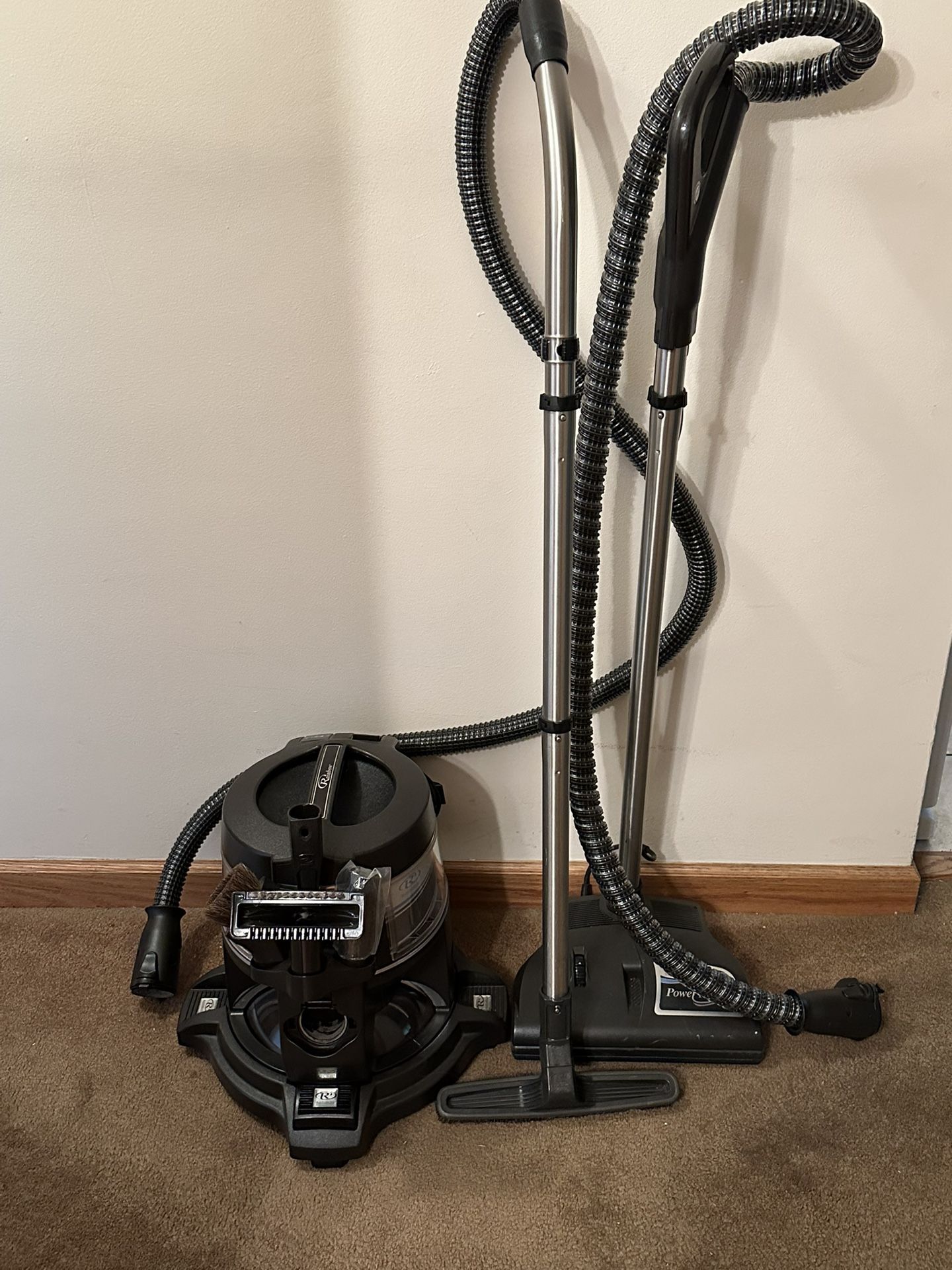 Rainbow Vacuum