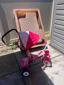 Radio Flyer 4-in-1 Stroll n Trike