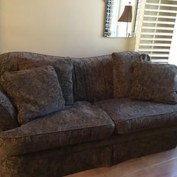7ft. Sofa Sweetheart Back