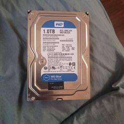 WD bLUE PC HARD DRIVE 1.0 TB  ( NEW)