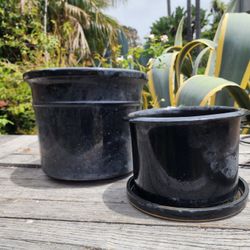 Set Of 2 Heavy Vintage Black Pots