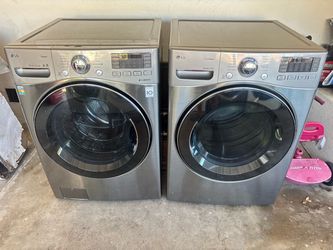 LG Washer and dryer gas