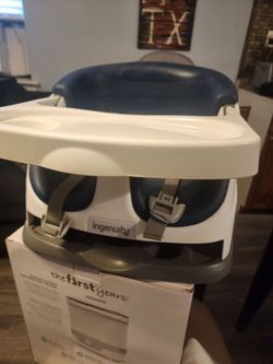 Ingenuity Baby Booster Seat with Tray