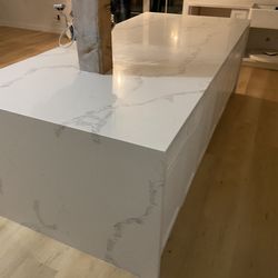 Kitchen Countertop Granito And Quart Bathroom