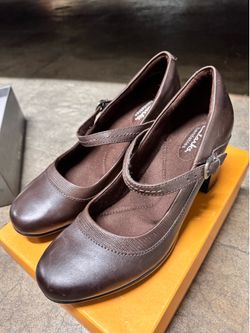 Clark’s Bendables Maryjane brown leather size 9.5