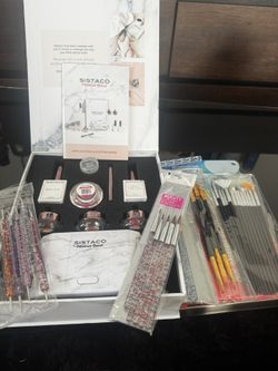 Nail Set With Moon Light