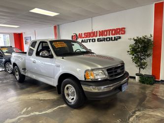 2002 Ford F-150 XLT