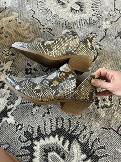 Women’s Snake Boot