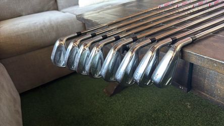2023 Titleist T350 irons 48-4 iron set.