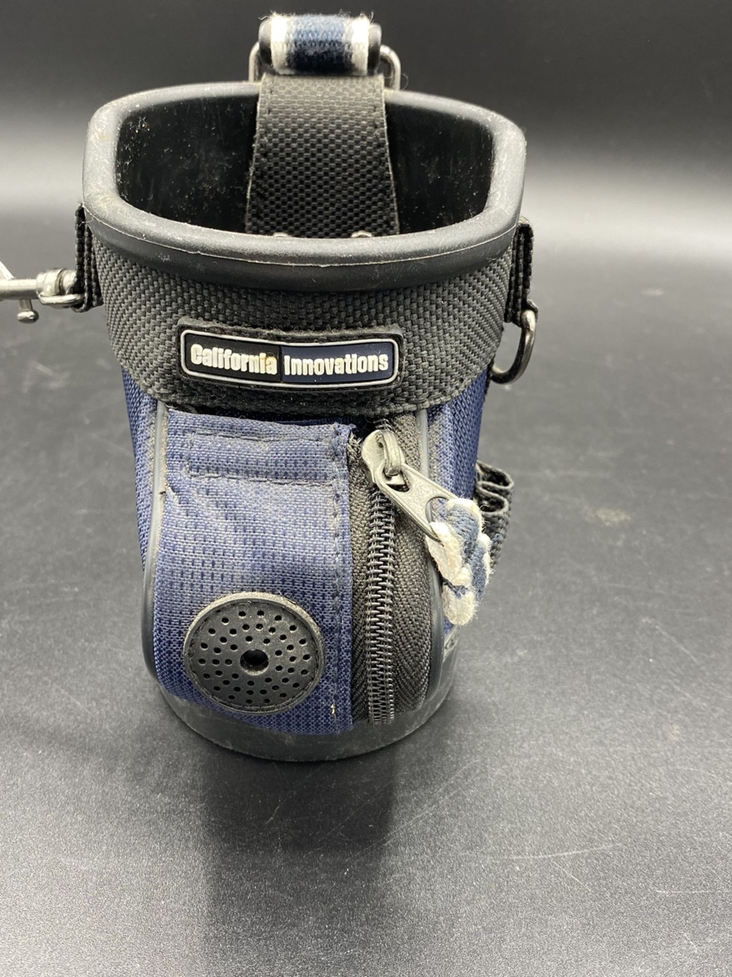 California Innovations Golf Bag Insulated Koozie Black & Blue - Great Condition