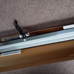 Perfecto  48" Aquarium Light