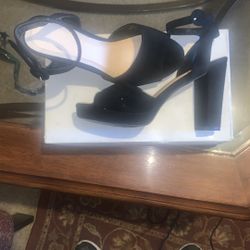 Love Mark Heels Suede 