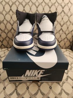 Jordan1 6Y / 7.5W also in 11M/10.5M