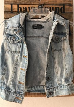 Jeans jacket with hoodie