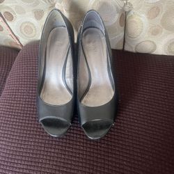 Women Shoes Size 8