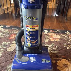 Dirt Devil Vacuum 