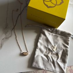 Rose Gold Kendra Scott Necklace 