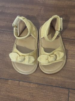 Size 5 Toddler Old Navy Sandals
