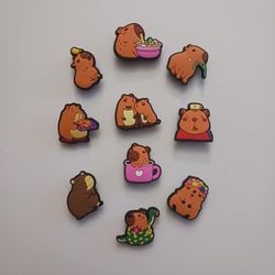 CAPYBARA CHARMS 