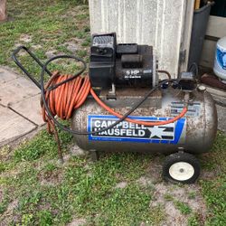 Air compressor Campbell Hausfeld 20 Gallon Used In Good Condition Cash Only 