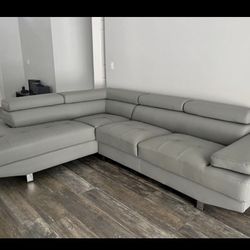 MODERN SECTIONAL in Grey 🛋️ 🏠 
