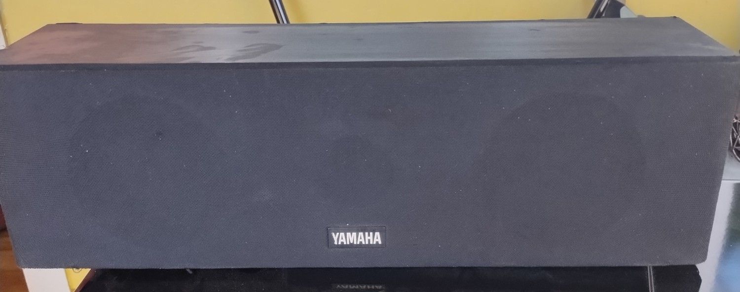 YAMAHA CENTER CHANNEL NS-AC2. UPGRADE!