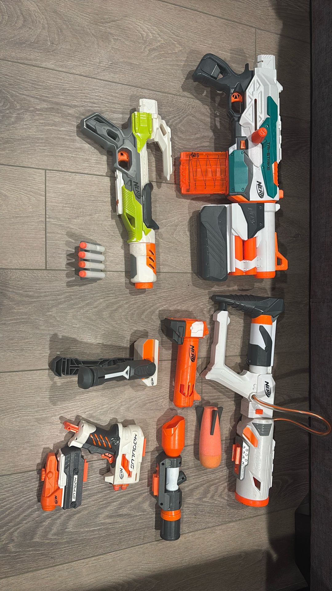 Nerf Modulus Ionfire Blaster, Tri-Strike, Grip Blaster, Bipod, Long Range Barrel, Scope And Laser Targeting Site