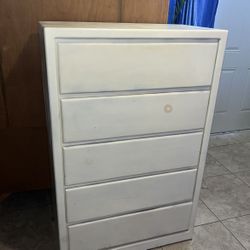 White Five Drawer Dresser 