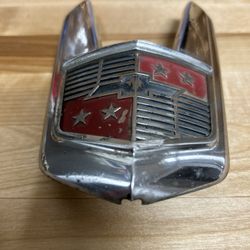 1946 Chevrolet HOOD BADGE